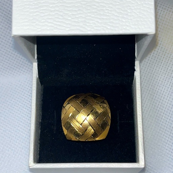 H. Stern pure gold 18k ring, collection H. Stern 2015, made in Brazil. - Picture 2 of 8